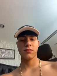 Lander_Cruz — Stripchat recorded stream screenshot (06 Apr 2026)