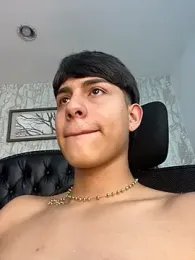 Lander_Cruz — Stripchat recorded stream screenshot (06 Apr 2026)