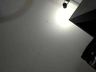 apotheosiss — Camsoda recorded stream image, 07.04.2026 07:40