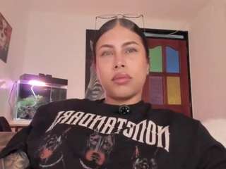 sarahsmithh — Camsoda recorded stream image, 07.04.2026 13:00