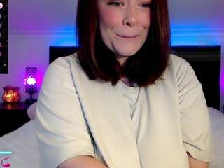 crystalcream — Camsoda recorded stream image, 07.04.2026 17:00