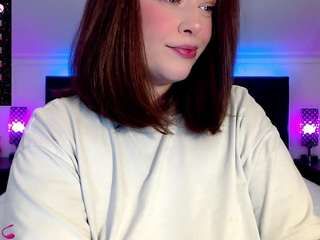 crystalcream — Camsoda recorded stream image, 07.04.2026 17:00