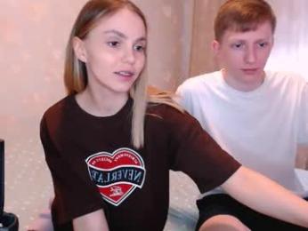 julsweet — Chaturbate recorded stream screenshot (08 Apr 2026)