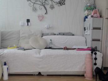 Kamila5555555 — Bongacams recorded stream image, 09.04.2026 07:00