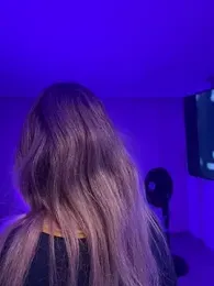 NicoleCut — Stripchat recorded stream image, 09.04.2026 09:50