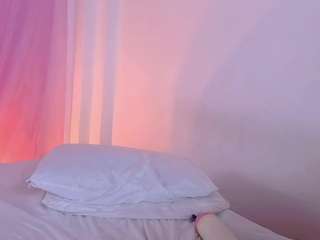 vaiolet-rose — Camsoda recorded stream image, 09.04.2026 11:50