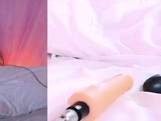 vaiolet-rose — Camsoda recorded stream image, 09.04.2026 11:50