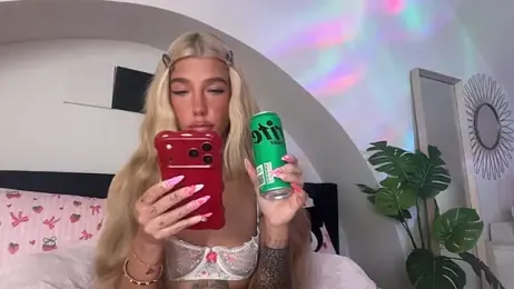 KENNIEXROSE — Stripchat recorded stream screenshot (09 Apr 2026)