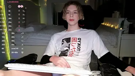 Kudi_Minnt — Stripchat recorded stream image, 09.04.2026 19:10