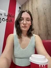 The_Snowwhitee — Stripchat recorded stream screenshot (10 Apr 2026)