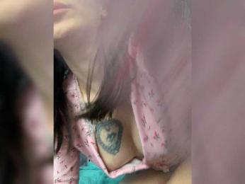 deva_maria — Bongacams recorded stream screenshot (10 Apr 2026)