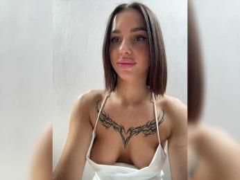 BabyDarii — Bongacams recorded stream screenshot (10 Apr 2026)