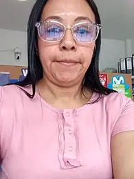 Violeta-Stationery_7 — Stripchat recorded stream screenshot (10 Apr 2026)