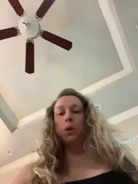 Vivian_MayXxX — Stripchat recorded stream screenshot (10 Apr 2026)