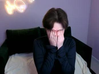 kebesheska — Chaturbate recorded stream screenshot (10 Apr 2026)