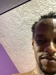 Salomon_koude — Stripchat recorded stream image, 10.04.2026 21:40