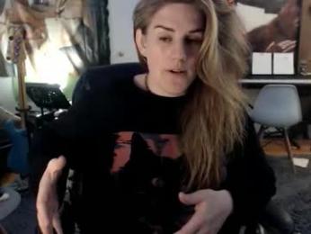 katiecutie_5 — Chaturbate recorded stream image, 11.04.2026 05:30