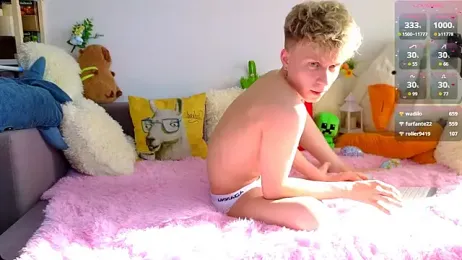 LandelRay — Stripchat recorded stream image, 11.04.2026 09:10