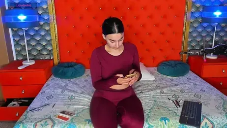 VallerieJones — Stripchat recorded stream image, 11.04.2026 14:50