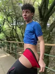 yoursexyjose — Stripchat recorded stream image, 11.04.2026 19:40