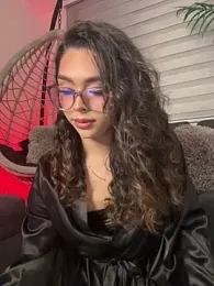 Samantha_Bernardo — Stripchat recorded stream screenshot (12 Apr 2026)