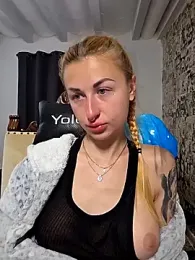 kylie_blck — Stripchat recorded stream image, 12.04.2026 08:20