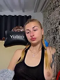 kylie_blck — Stripchat recorded stream image, 12.04.2026 08:20