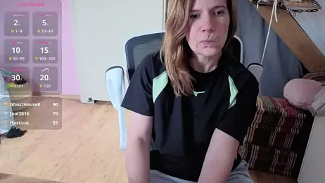 Lina_lou4 — Stripchat recorded stream image, 12.04.2026 12:10