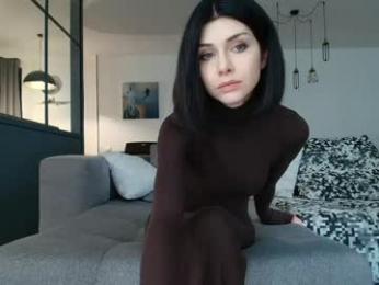 milla_bella — Chaturbate recorded stream screenshot (12 Apr 2026)