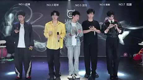 MS-180- — Stripchat recorded stream screenshot (13 Apr 2026)