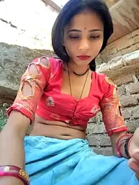 R_Roshni — Stripchat recorded stream image, 13.04.2026 09:30
