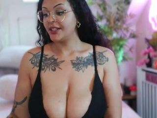 its-eve — Camsoda recorded stream screenshot (13 Apr 2026)