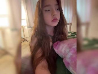 LittleDelora — Bongacams recorded stream screenshot (13 Apr 2026)