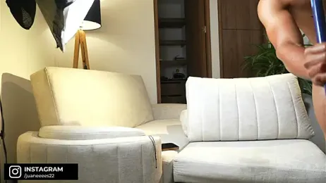 DeusbelliS — Stripchat recorded stream screenshot (13 Apr 2026)