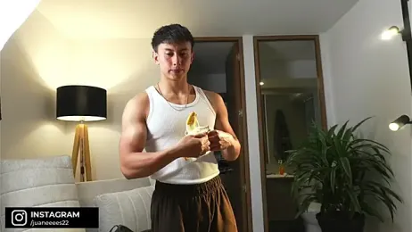 DeusbelliS — Stripchat recorded stream screenshot (13 Apr 2026)