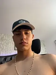 Lander_Cruz — Stripchat recorded stream screenshot (13 Apr 2026)