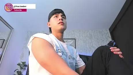 Lander_Cruz — Stripchat recorded stream screenshot (13 Apr 2026)