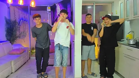 Houseofwarrios — Stripchat recorded stream screenshot (14 Apr 2026)