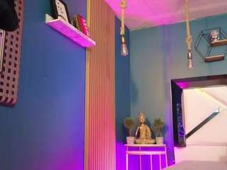 lady-brownn — Camsoda recorded stream image, 14.04.2026 11:50