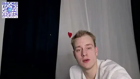 Kevin_Young_Cat — Stripchat recorded stream image, 14.04.2026 19:10