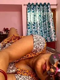 MUMTAJ-1 — Stripchat recorded stream image, 15.04.2026 01:50
