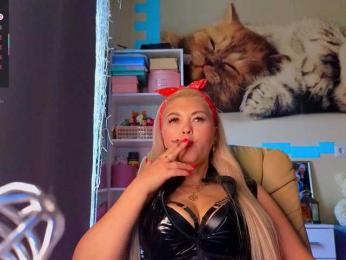 Mistress-Gwen — Bongacams recorded stream image, 15.04.2026 02:50