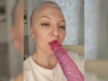 Anesteishen — Bongacams recorded stream screenshot (15 Apr 2026)