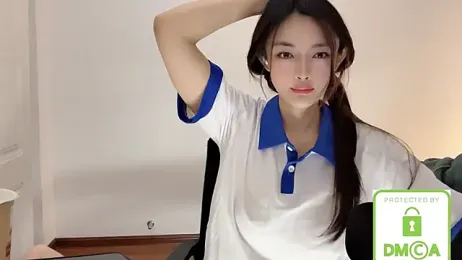 Nivaria- — Stripchat recorded stream image, 15.04.2026 06:10