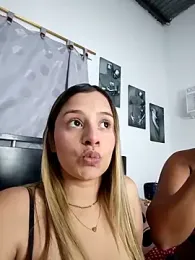 ashley69_brown — Stripchat recorded stream image, 15.04.2026 13:20