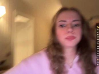 VikkiExtraCheese — Bongacams recorded stream image, 15.04.2026 19:30