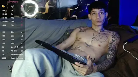 Apolo_Hidalgo01 — Stripchat recorded stream image, 15.04.2026 23:20
