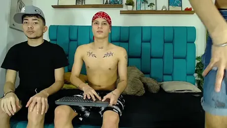 Hot_Boys_Latinos_X — Stripchat recorded stream screenshot (16 Apr 2026)