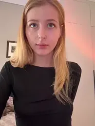 LunaRase — Stripchat recorded stream image, 17.04.2026 05:30