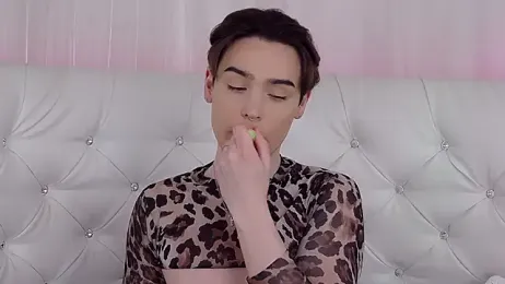 RobbyCharming — Stripchat recorded stream image, 17.04.2026 07:40